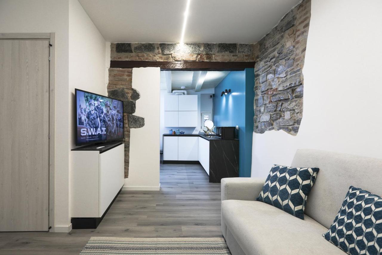 Blue Sapphire Como Cozy Flat In Center Of City Apartment ภายนอก รูปภาพ